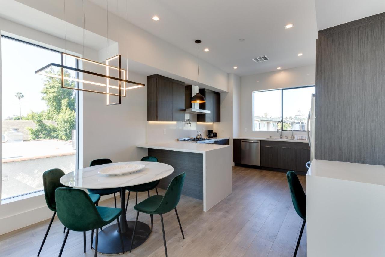 Villa Modern 5 Bedroom Masterpiece With Rooftop Deck Los Angeles